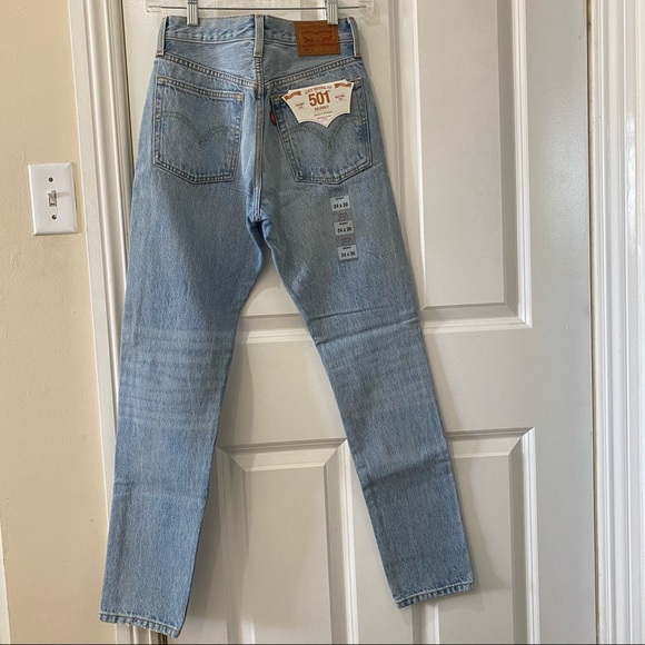 NWT Levi’s 501 S Skinny Jeans in Love Fool 24 x 30 - Picture 11 of 16